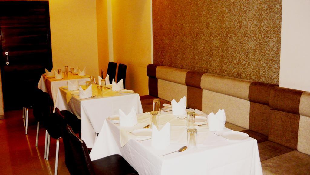 Hotel Tanish Residency Navi Mumbai Exterior photo