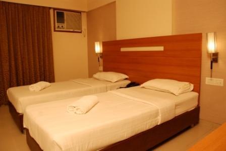 Hotel Tanish Residency Navi Mumbai Exterior photo