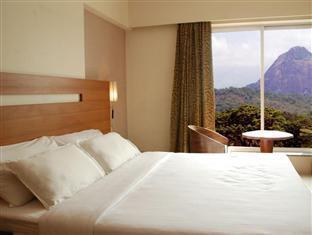Hotel Tanish Residency Navi Mumbai Exterior photo